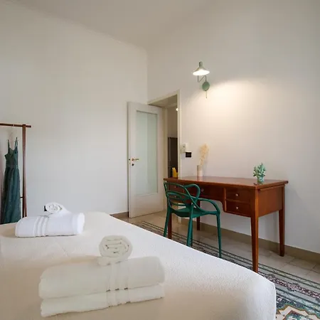 Apartman A Casa Di Anna - Charming House With Courtyard Bari