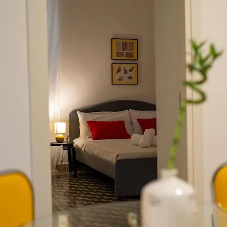 A Casa Di Anna - Charming House With Courtyard Lägenhet Bari