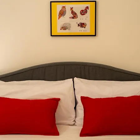 A Casa Di Anna - Charming House With Courtyard Bari