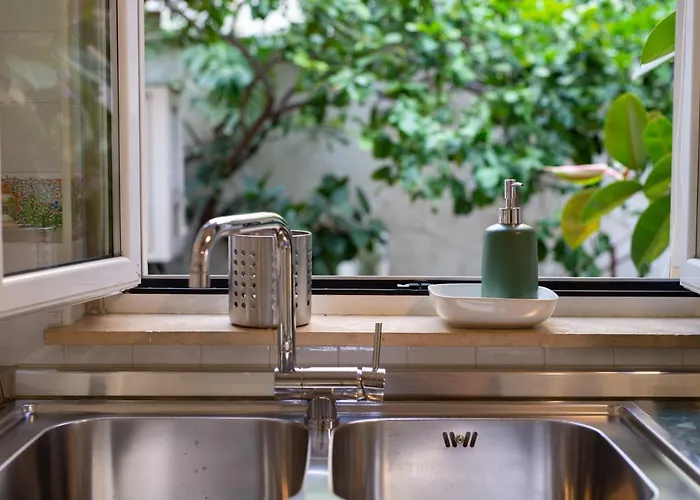 A Casa Di Anna - Charming House With Courtyard Apartamento Bari